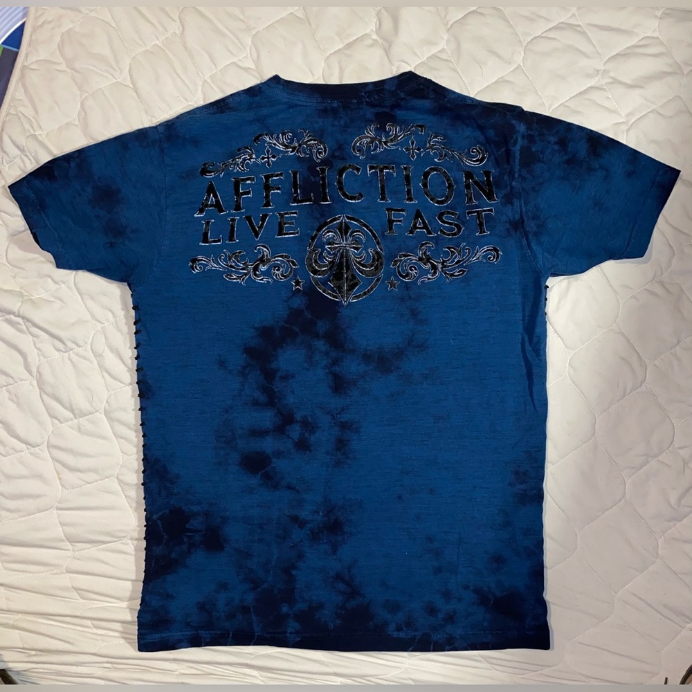 Affliction Tee size medium - Picture 5 of 5